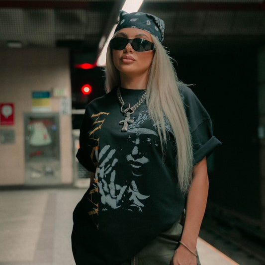 aaliyah tee